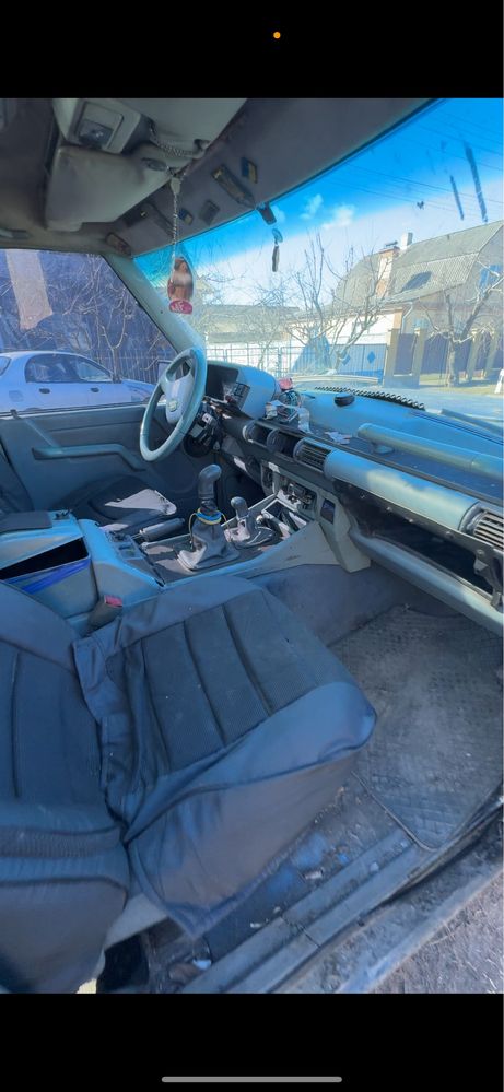 Розборка Land Rover Discovery 2.5 диз запчастини розбірка