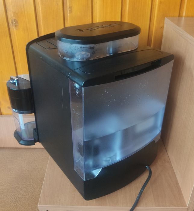 Кавомашина/кавоварка/кофемашина Krups EA 82 з Німеччини ідеал