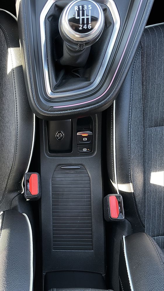 Renault Clio, extras, 2021