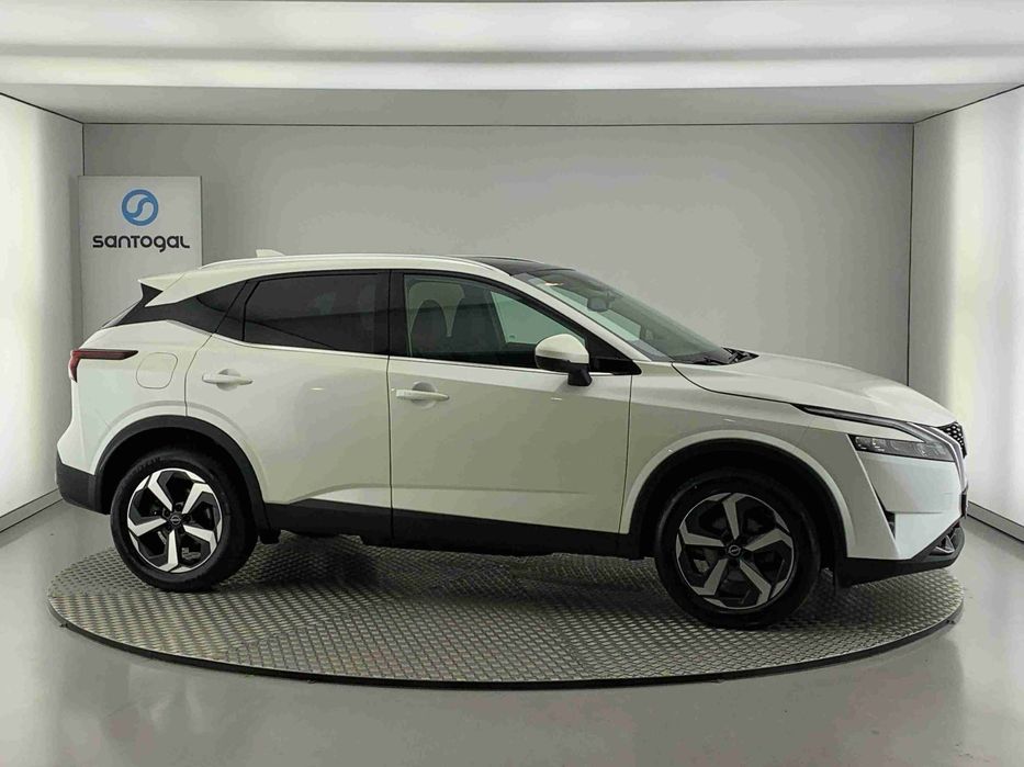Nissan Qashqai 1.3 DIG-T N-Connecta LED+SKY