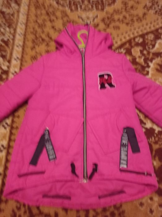 Гарна демісезона куртка!