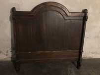 Cama  antiga de solteiro