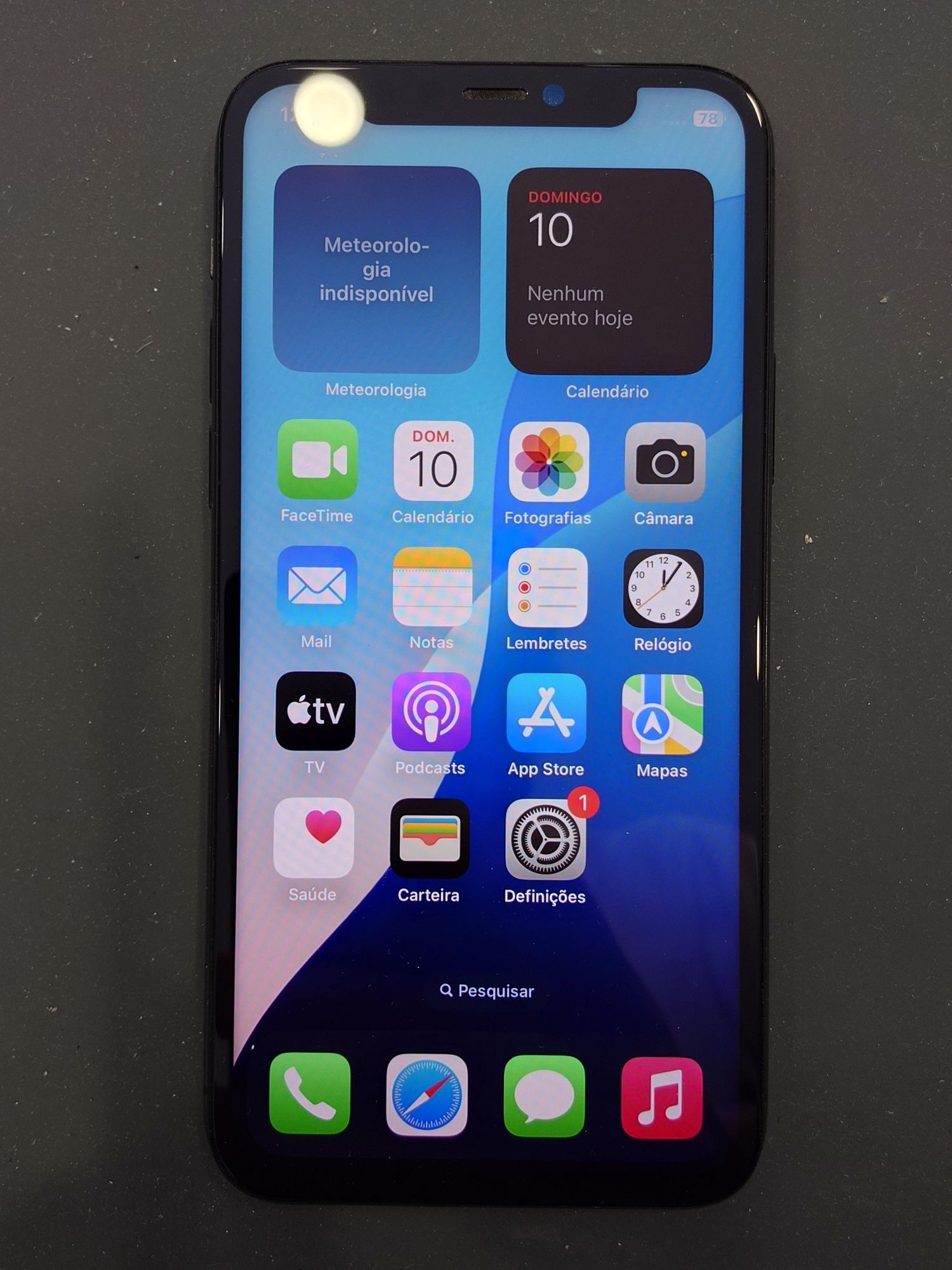 IPhone 11 pro 64 GB midnight green como novo