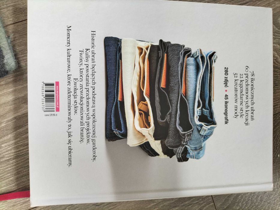 Ponadczasowe. O tym co tworzy mode. Nowa książka