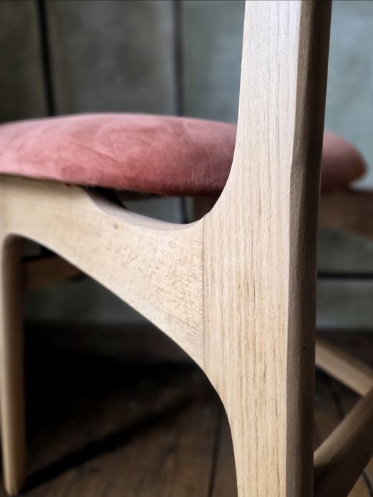 Krzesło R.Hałas 200-190 PRL Designe