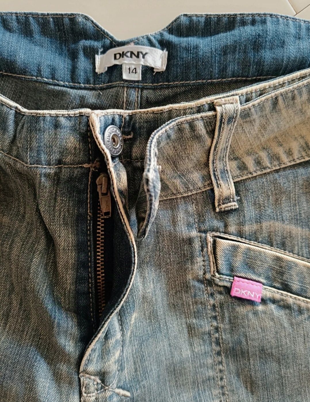 Calças de ganga DKNY 14 anos