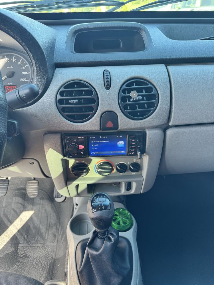 Продам своє Renault Kangoo 2005
