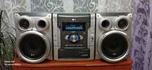 Музикальний центер LG LM-K6560
