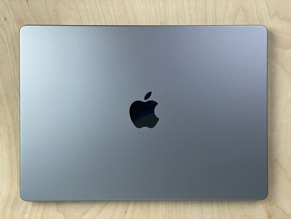 2023 MacBook Pro A2918 14" M3 8GB 512 GB GWARANCJA!