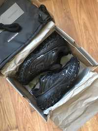 Balenciaga Defender Black (45)