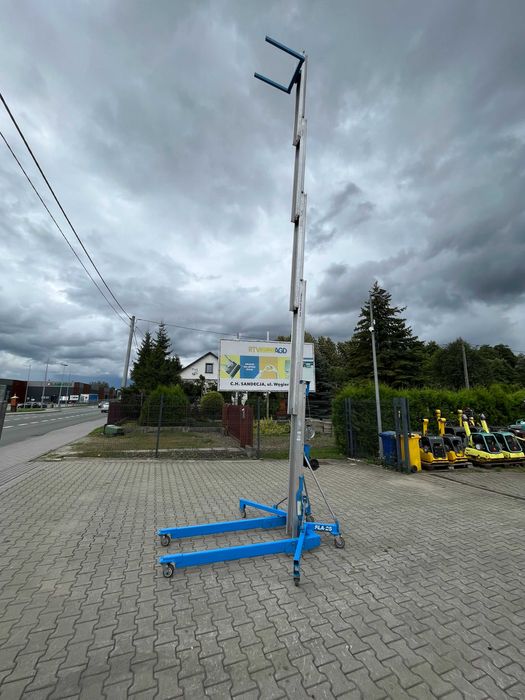 Podnośnik towarowy montażowy GENIE SLA-25, Sumner