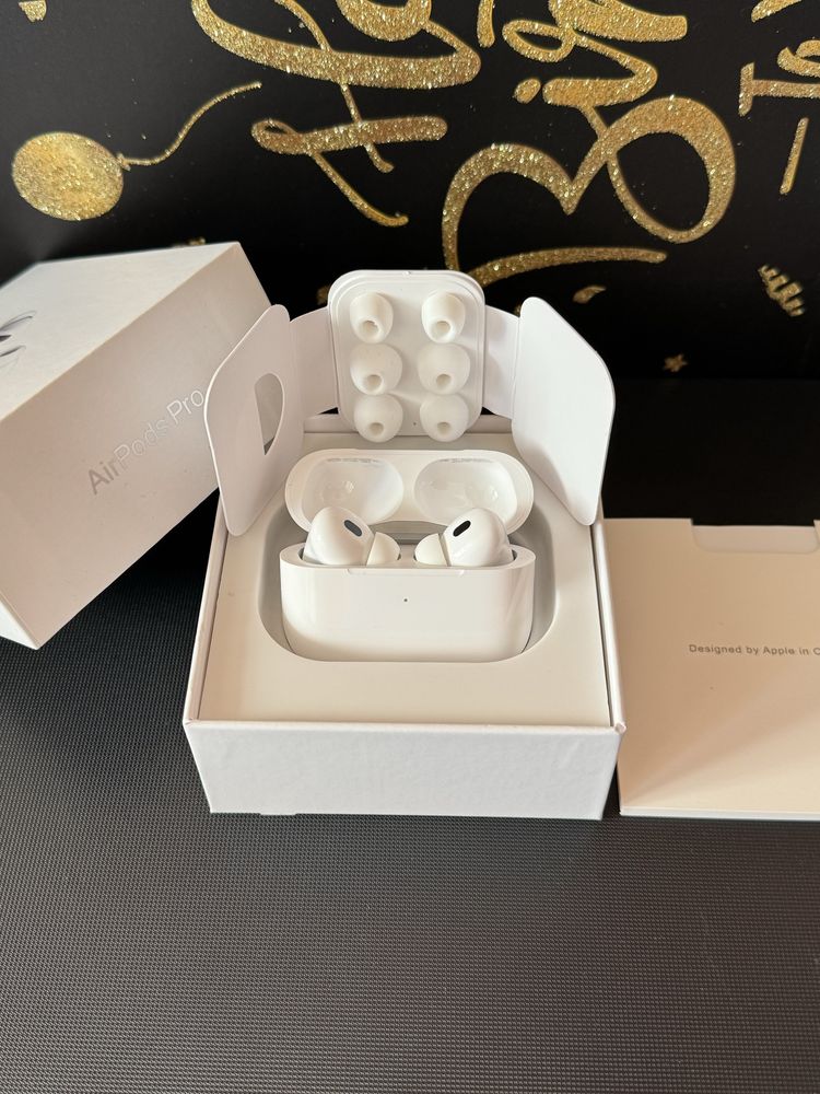 Бездротові навушники Apple AirPods Pro 2