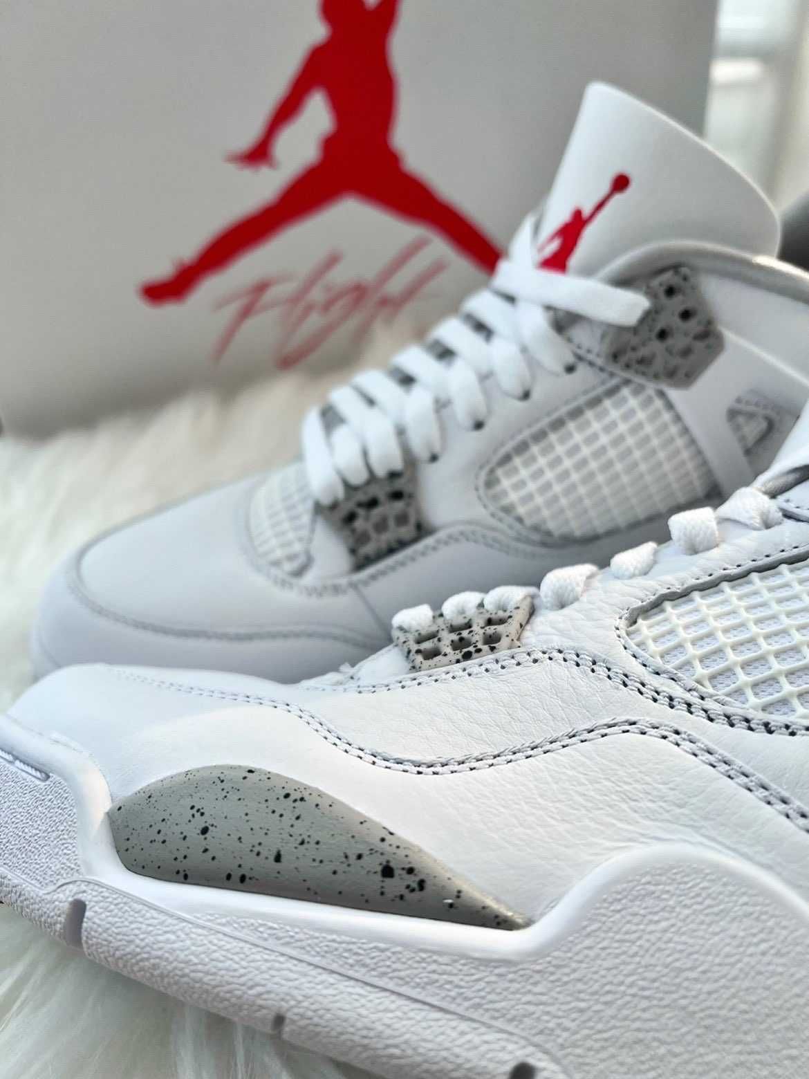 "Buty męskie Jordan 4 Retro" Oreo Biały Roz 44