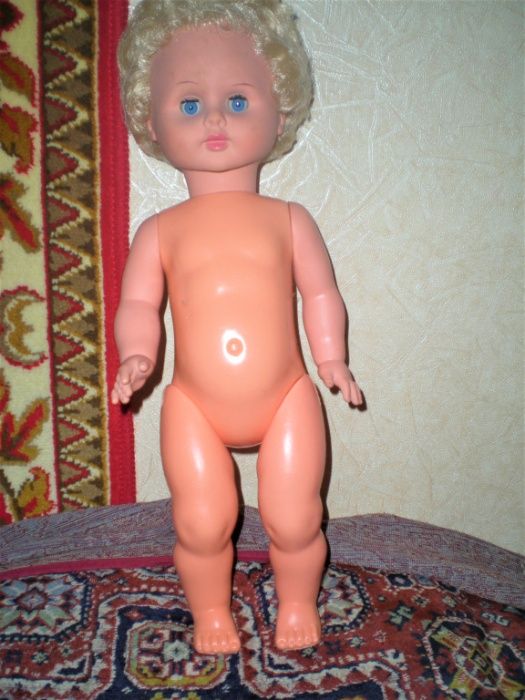 Кукла ГДР синеглазка моргающая в хорошем всё смотрите на фотографиях..