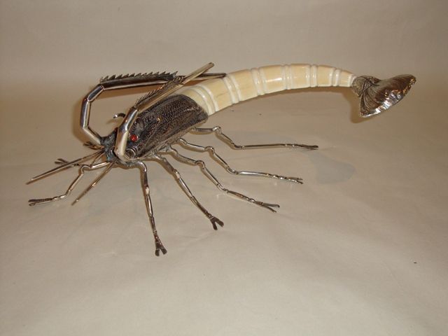 Ovo de Avestruz - Ótimo Estado