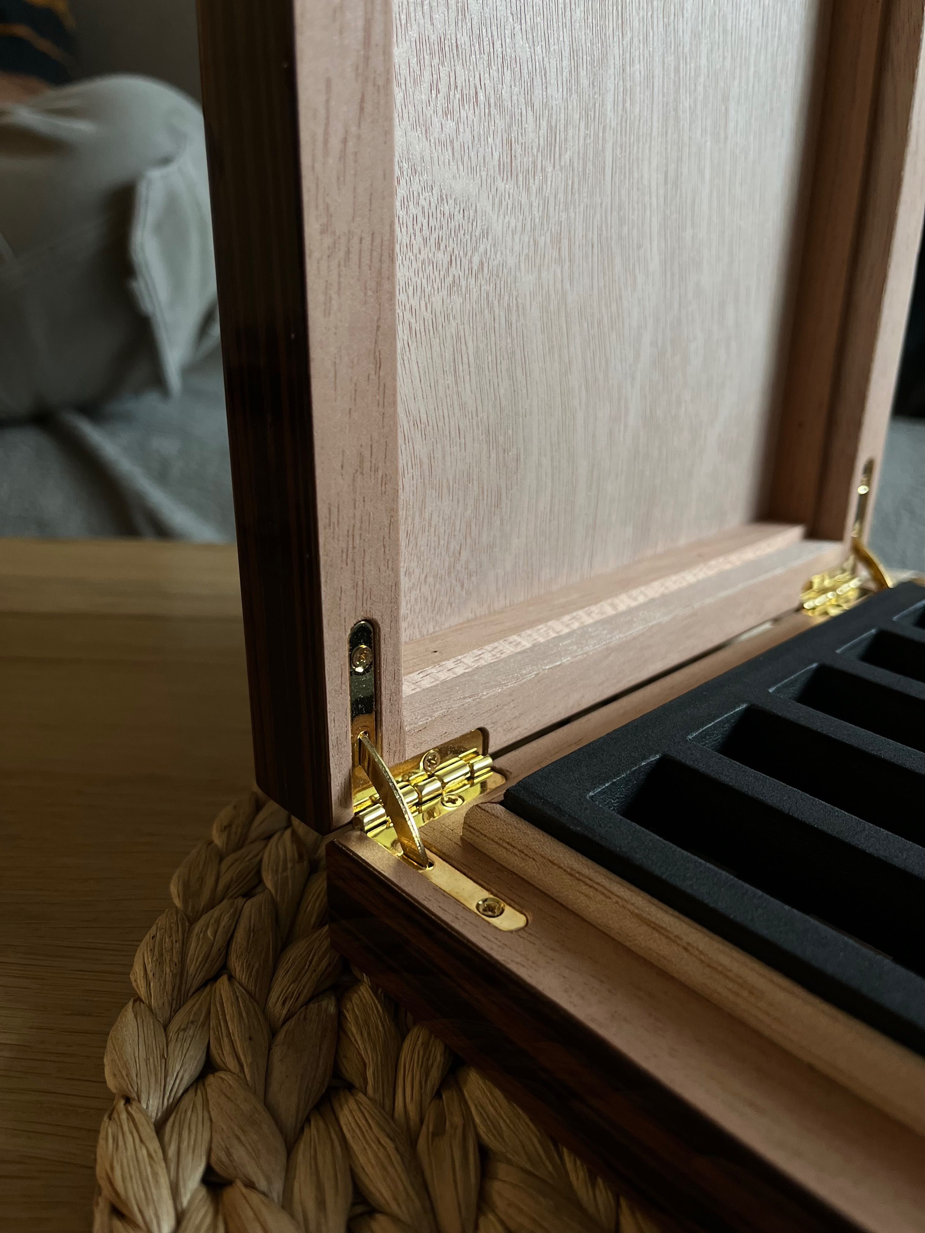 Humidor drewniany