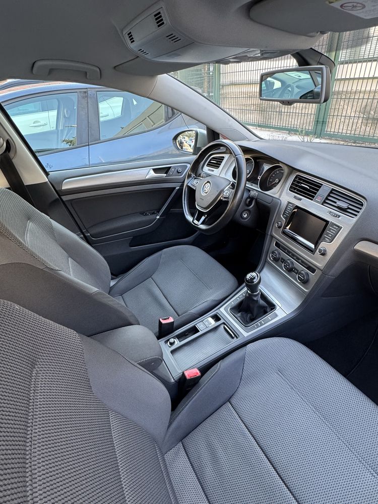 Volkswagen Golf Variant