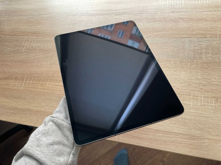 Apple iPad Pro 12.9" 5 Gen --M1 -- 256gb WiFi+LTE - Батарея 91%
