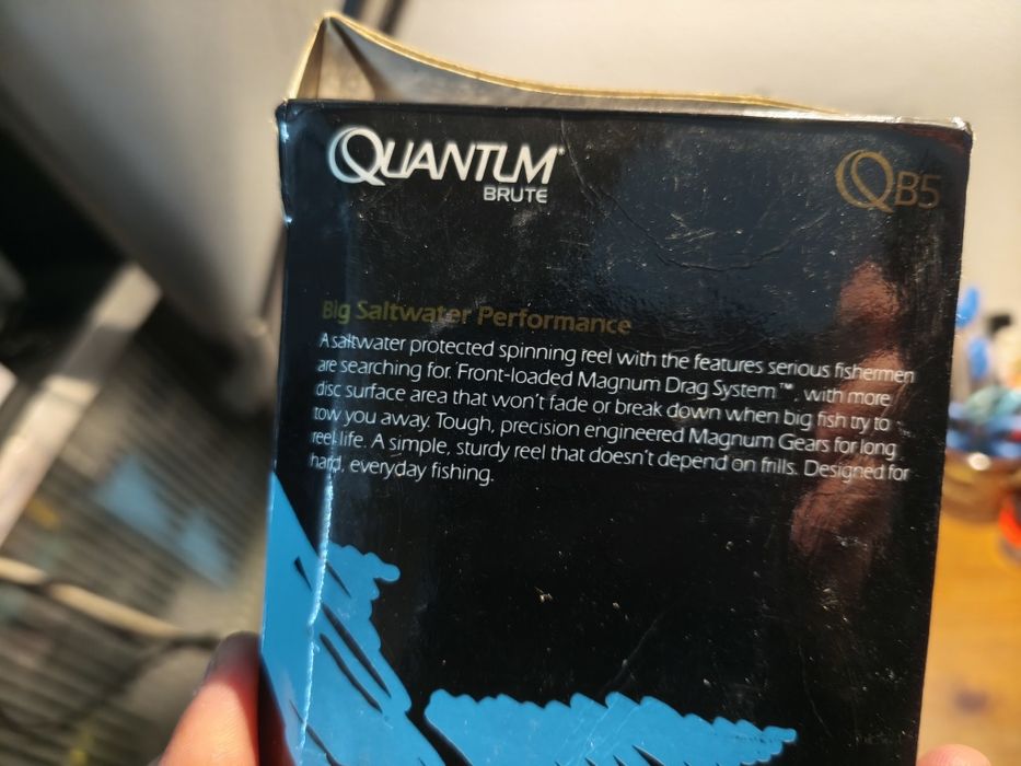 Carreto Quantum Brute QB5 (pesca mar)