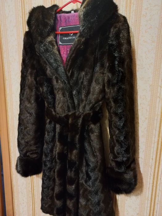 Шубка. Еко хутро.