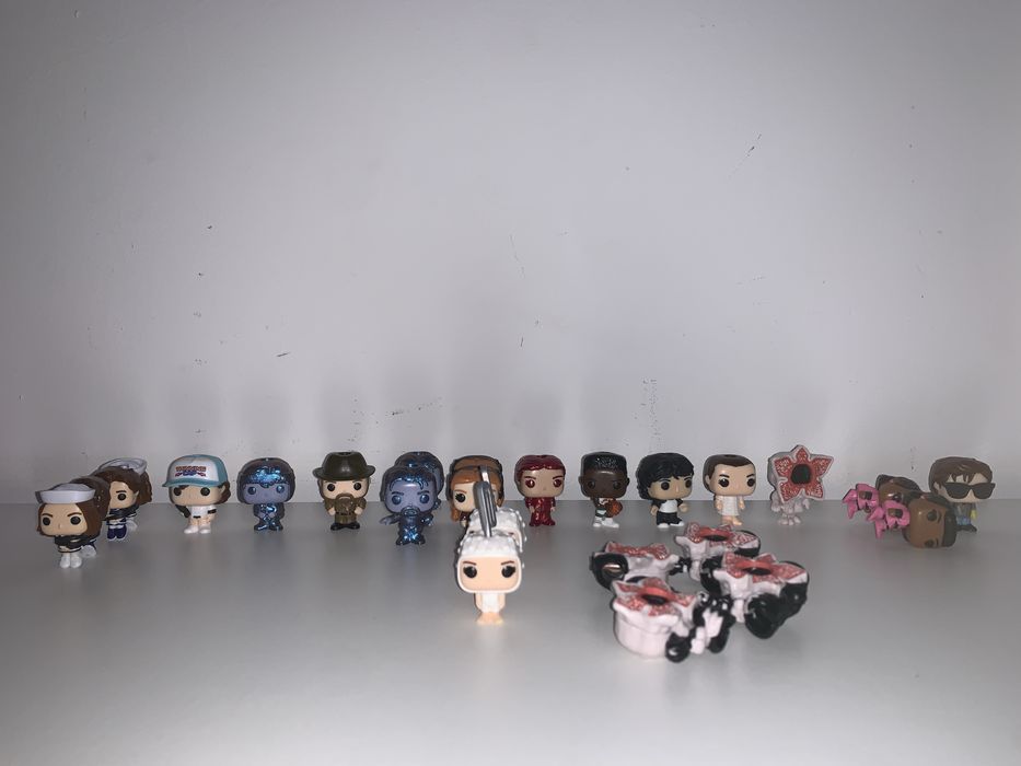 Stranger things - Kinder joy collection