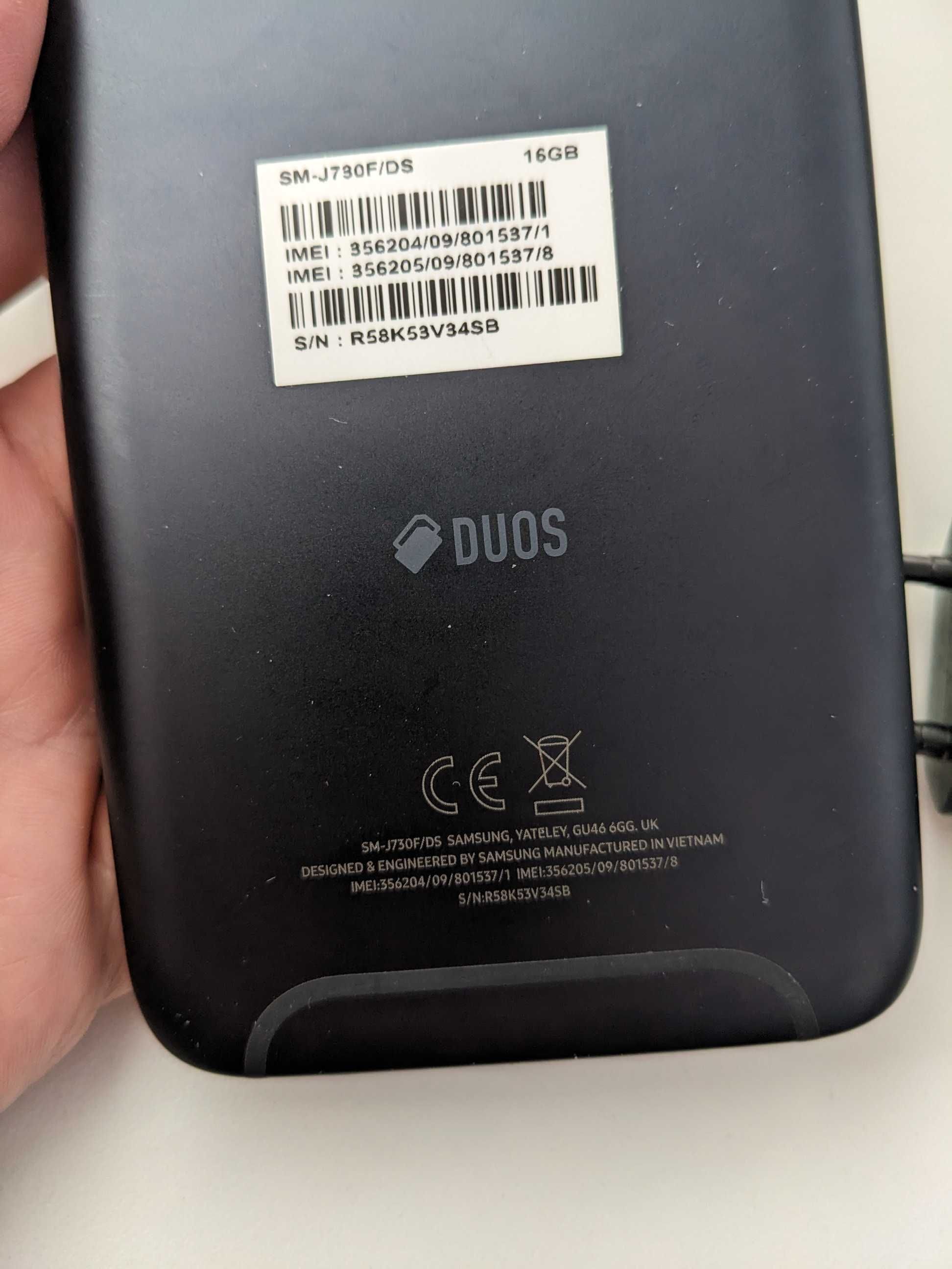Samsung J7 2017 3/16Gb Android 9 як новий у комплекті с зарядкою