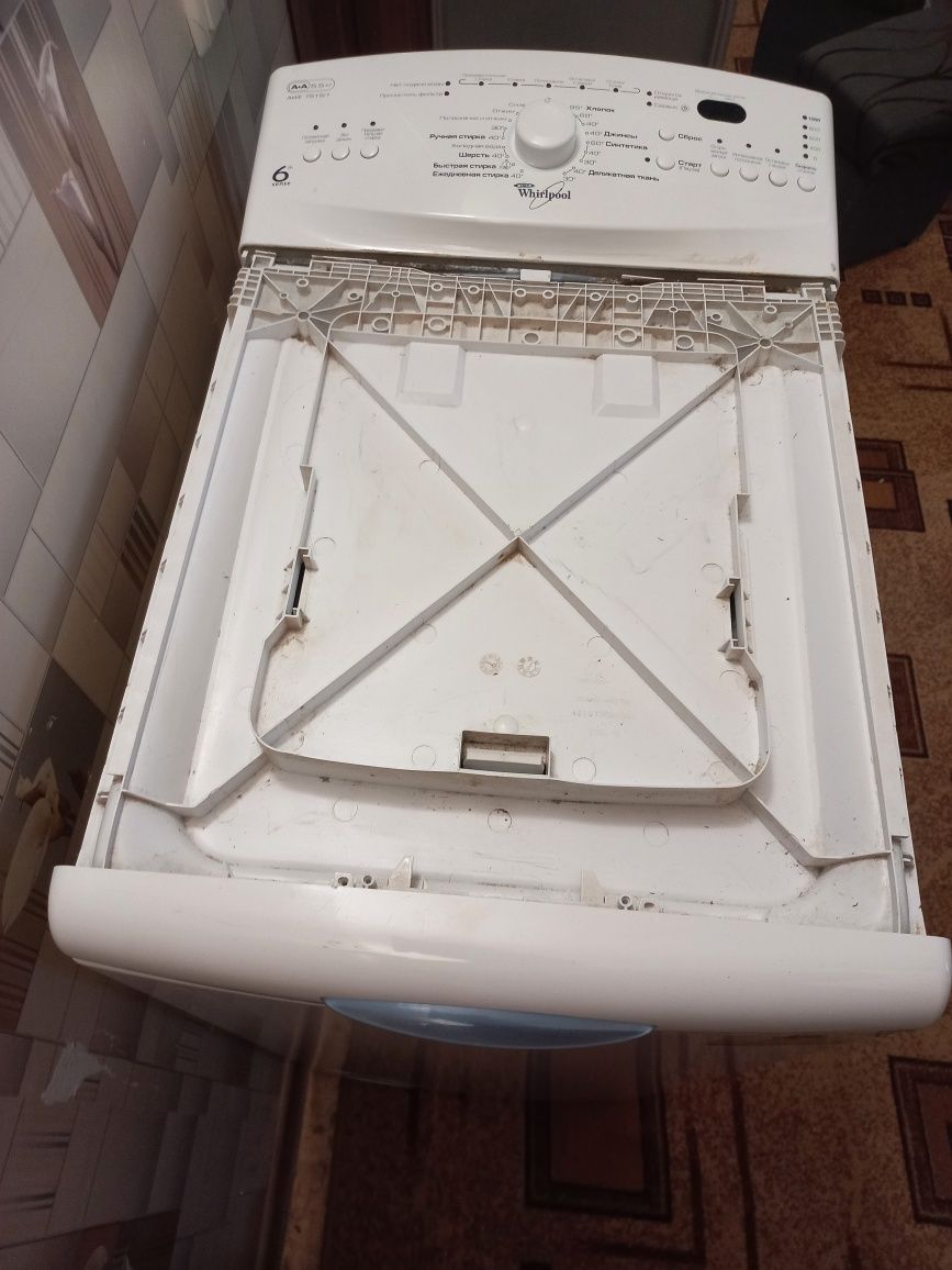 Продам стиральную машину Whirlpool AWE 7515/1 н/р