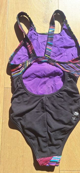 Strój kąpielowy dziewczęcy Nabaiji gratis okulary do pływania