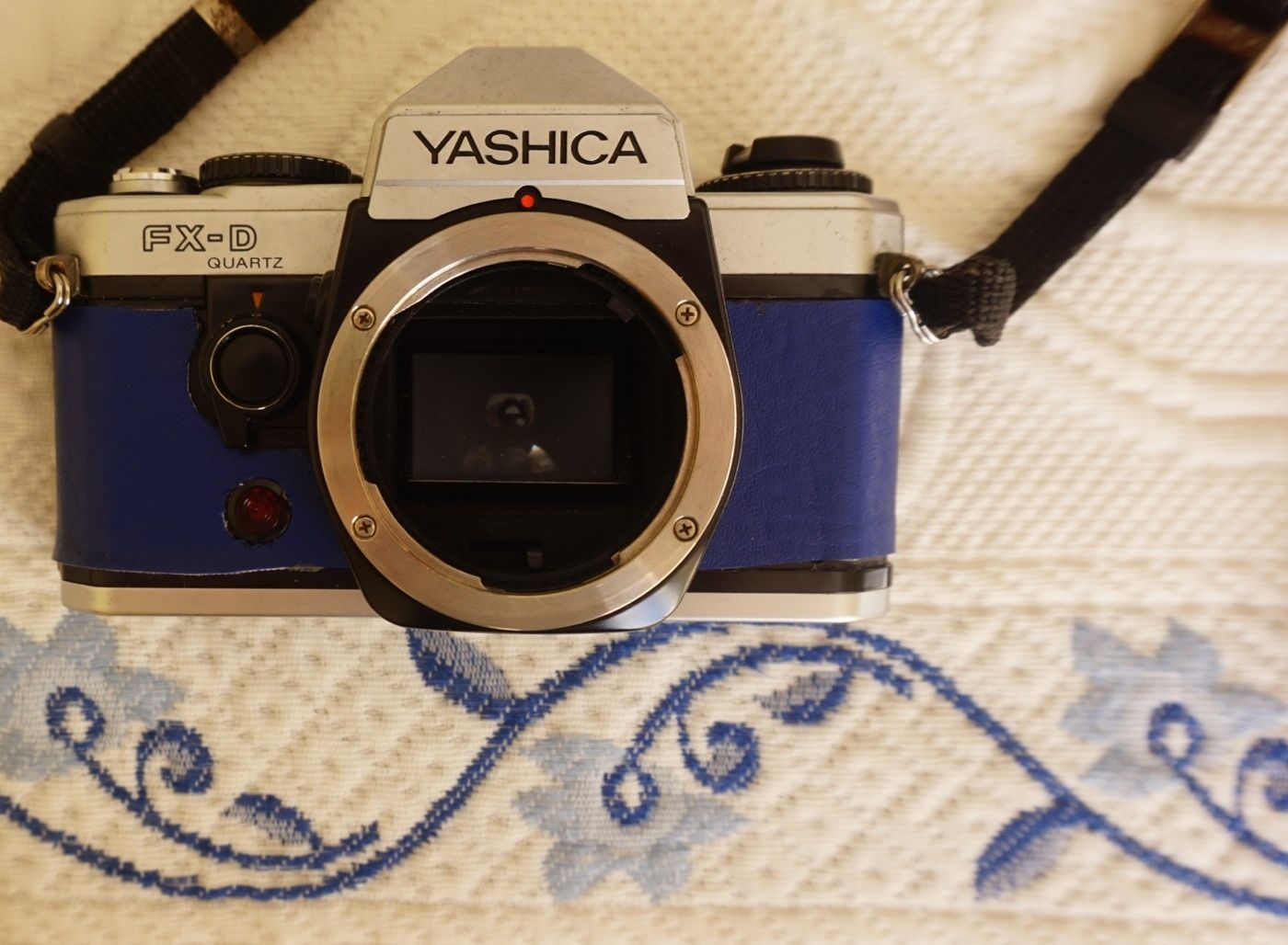 Maquina Fotografica analogica Yashica FXD