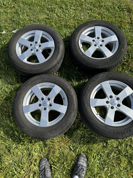 Komplet Felg z oponami 215/60 R16 5x112