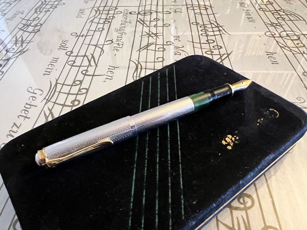 Caneta Pelikan M750 Jubilee Silver