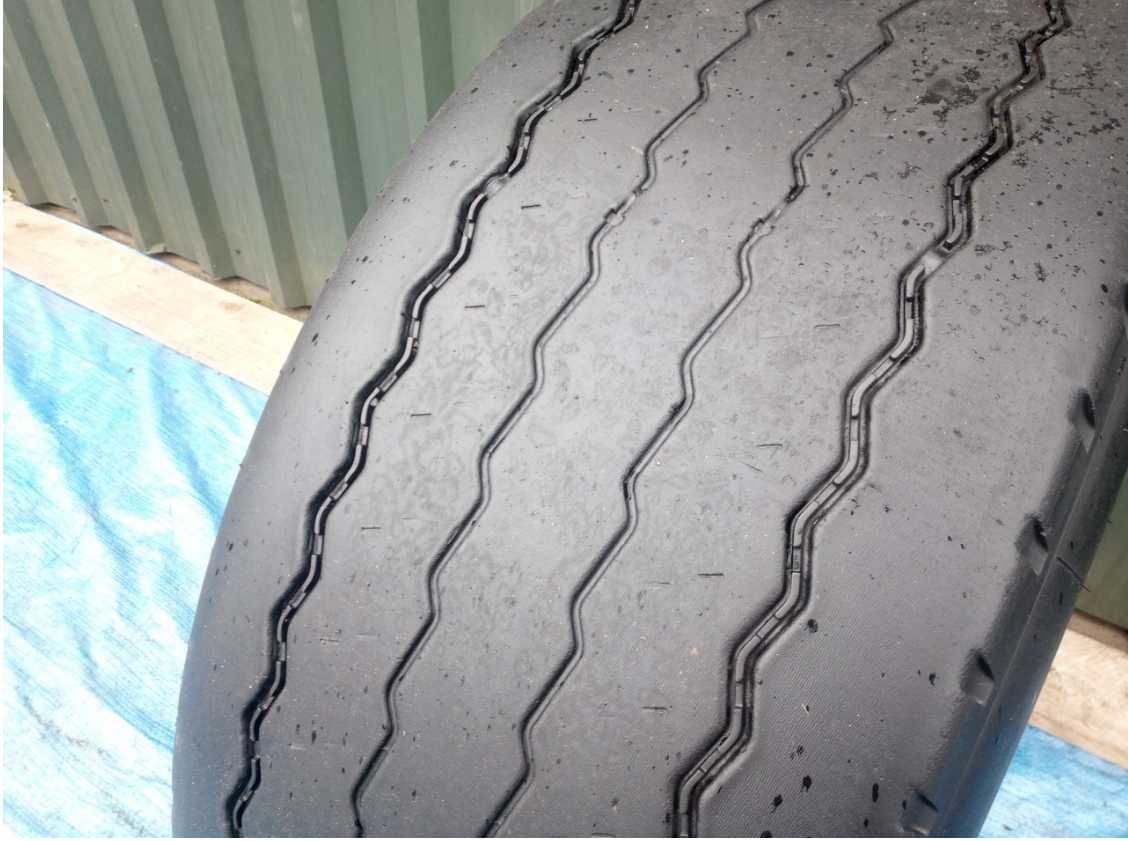 Opona Pirelli 385/55 R - 22.5 22,5 St 01 Base