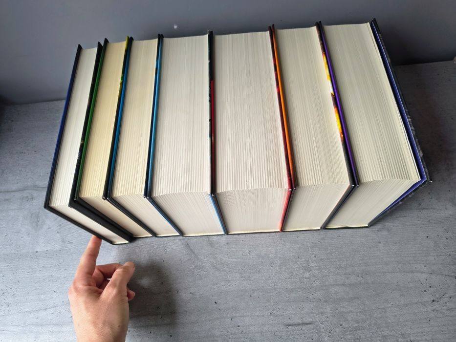 Harry Potter książki w twardej oprawie 7 części komplet J.K. Rowling