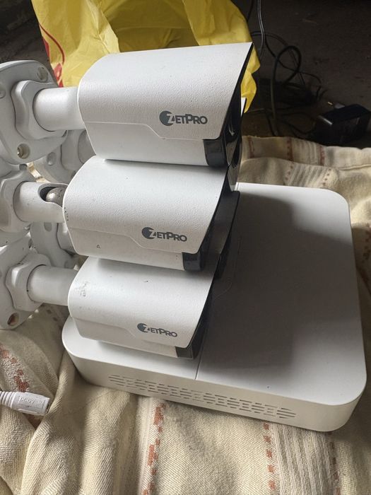 Zetpro Відеоспостереження  hdd 2 tb та 6 ip full hd камер