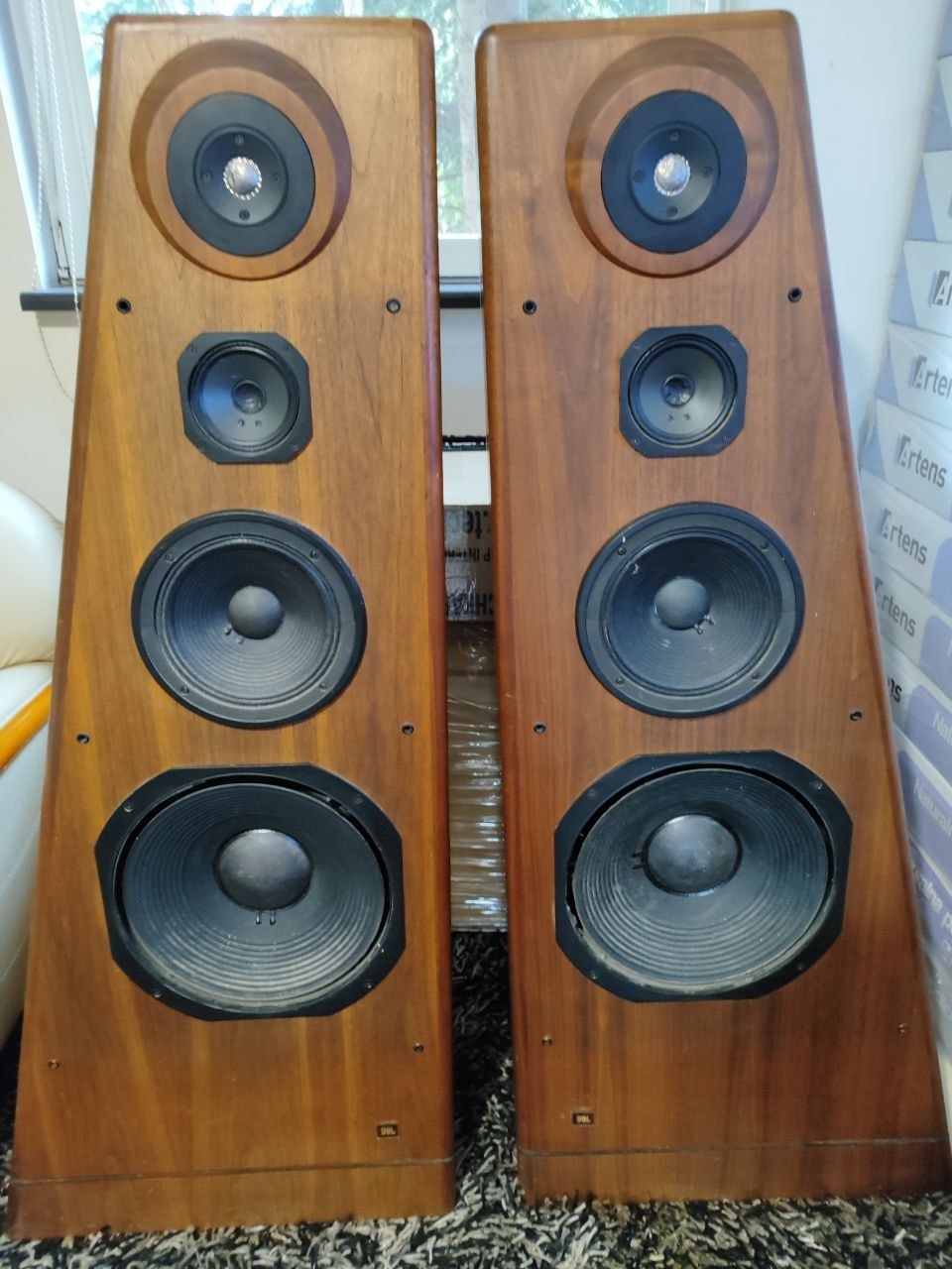 JBL 250 Ti Kolumny Hi-End