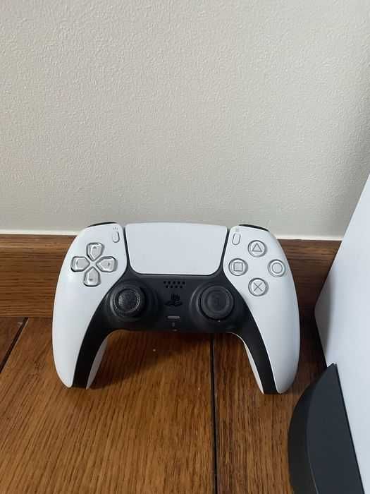 PlayStation 5 jak nowe