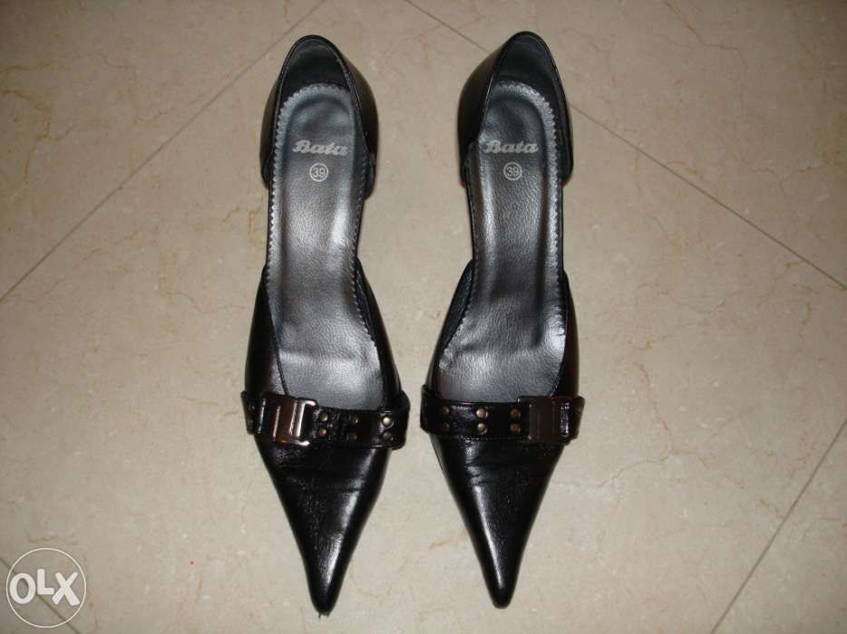 Sapatos e Botas da Marca (Foreva e Bata) n°.39