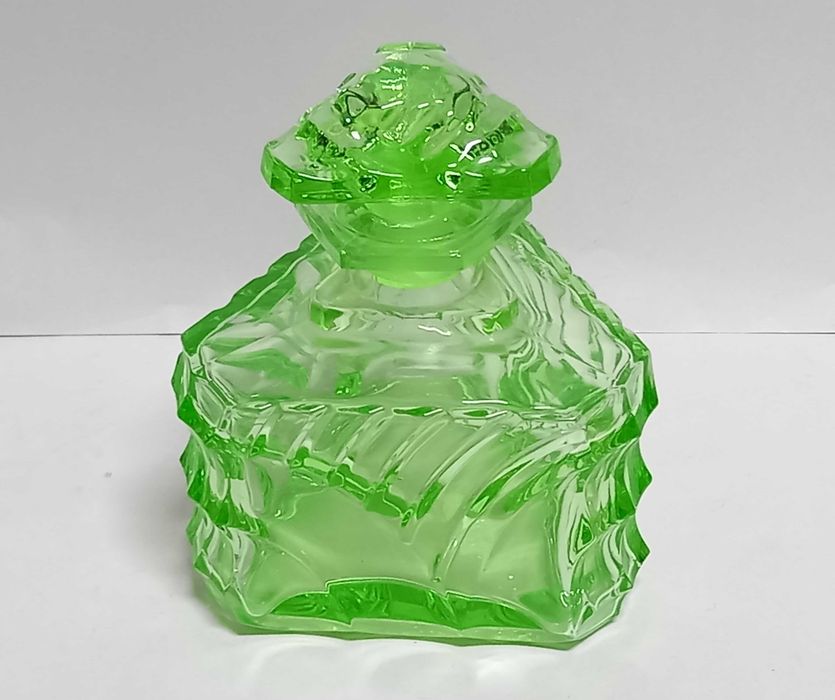 Karafka, flakon na perfumy, szkło uranowe