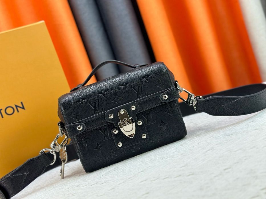 Louis Vuitton soul trunk черная кожаная сумка мужская унисекс