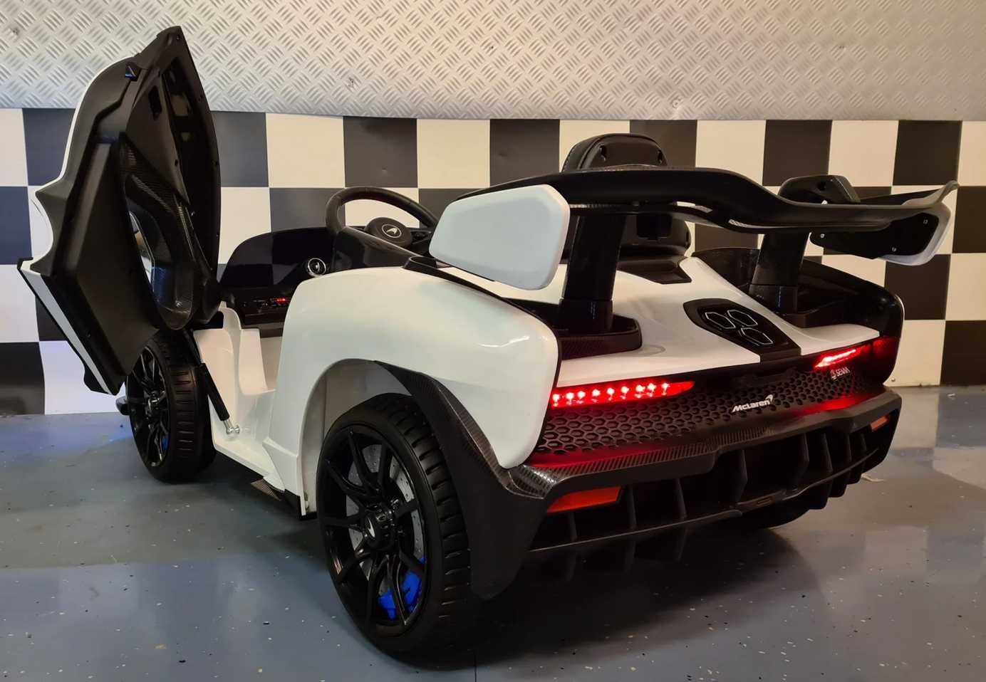 Samochód MCLAREN Auto AKUMULATOR Motor Elektryczny Pilot RC 2 DZIECI