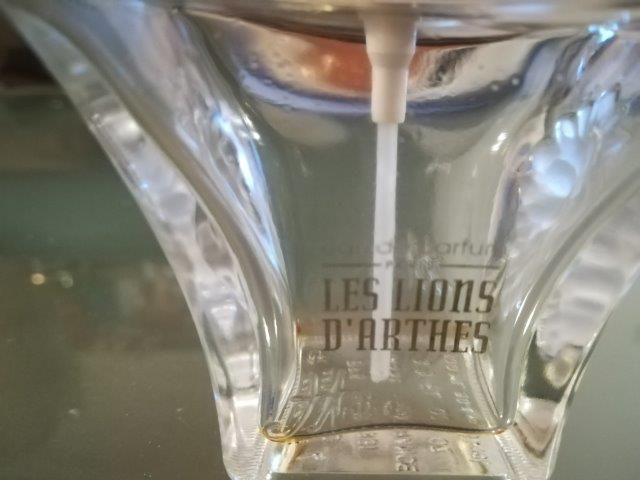 Frasco de perfume para colecção - Les Lions de Arthes