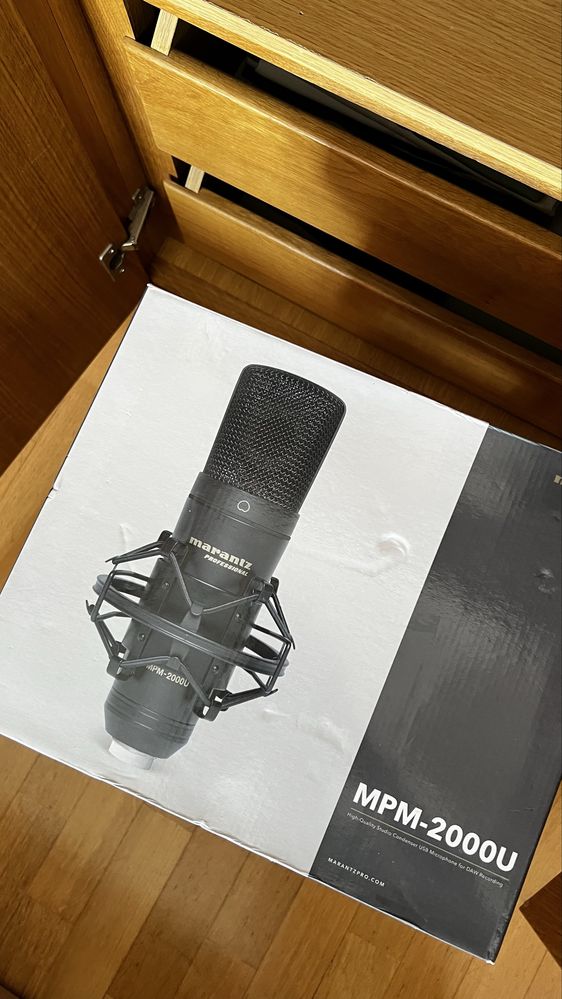 Microfone de mesa MPM - 2000u