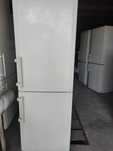 Продам холодильники Lebheer бу 185 см. 205 см.