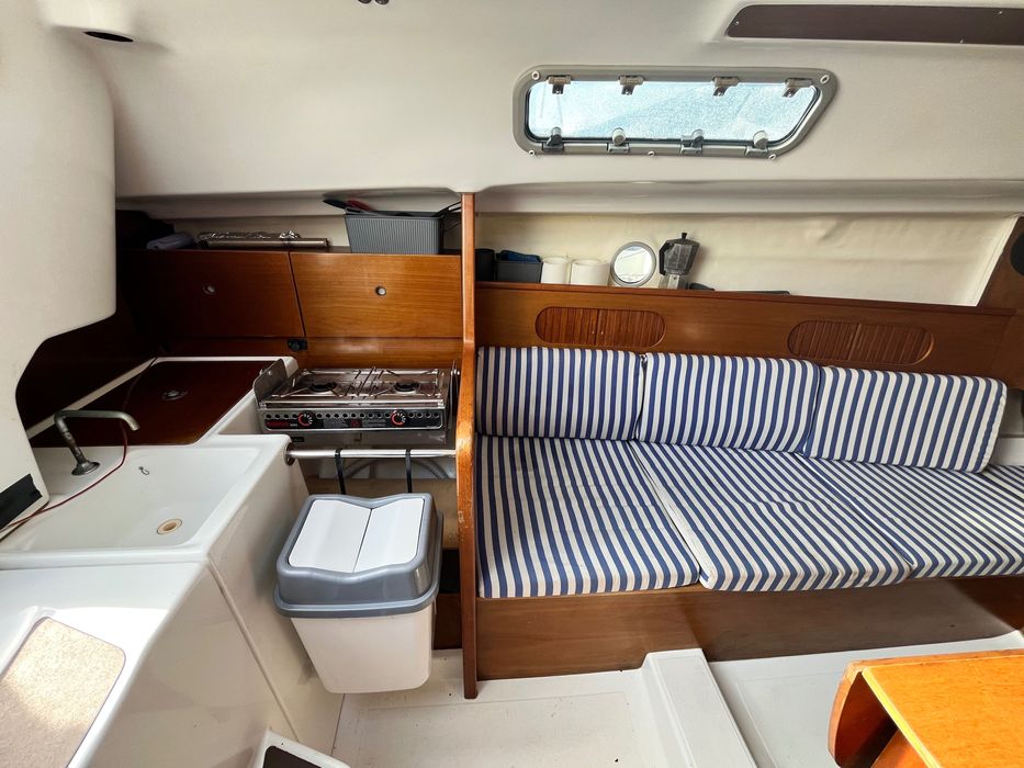 Veleiro Beneteau first 260 - de 1998 - Com lugar na Marina em Olhão