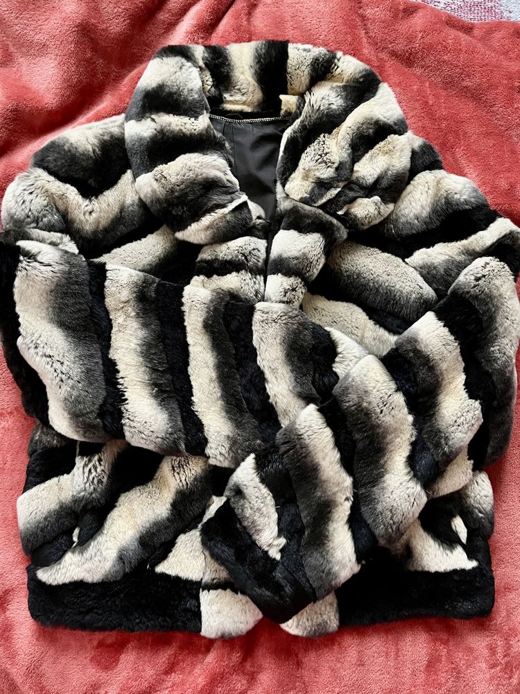 Продам шубу з шиншили, укорочена, стан 4/5