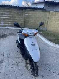 Продам Скутер Suzuki