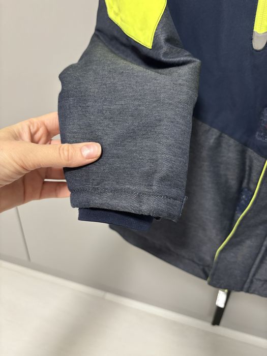 Зимова лижна куртка на хлопчика р.134