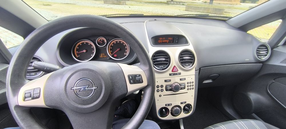 Opel Corsa D estimado