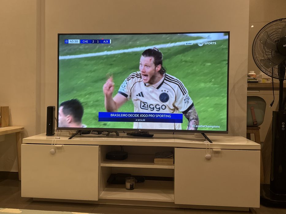 Vendo movel de tv usado