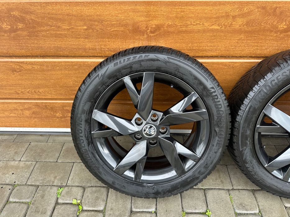 Oryginalne felgi z oponami Skoda Superb/Octavia 3 205/55/17 ET46
